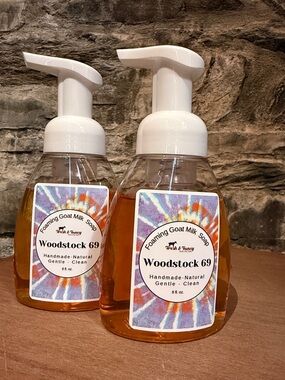 Woodstock 69 Foaming Goat Milk Soap - Handmade Natural (Orange)
